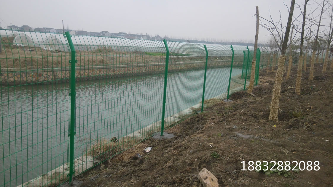 河南河道隔离栅图片1